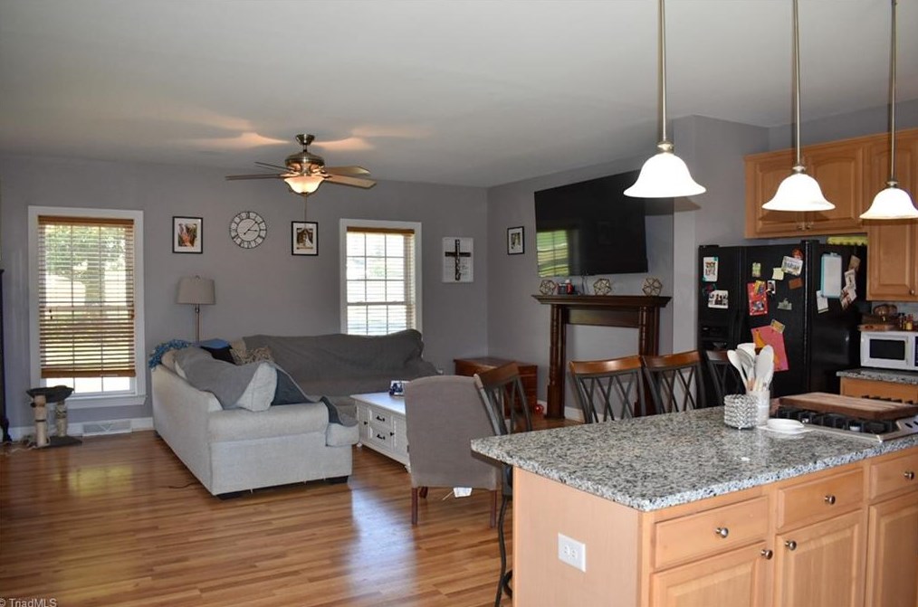 7023 Nc Highway 150, Lexington NC  27295-5274 exterior