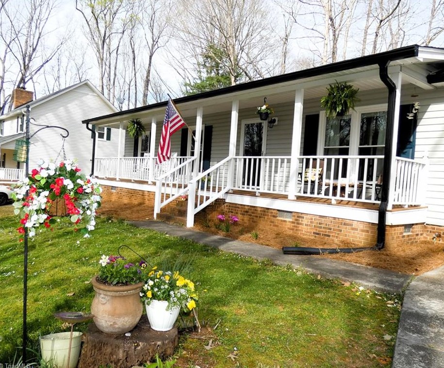 1033 Alabnon Rd, Lewisville, NC 27023-9680