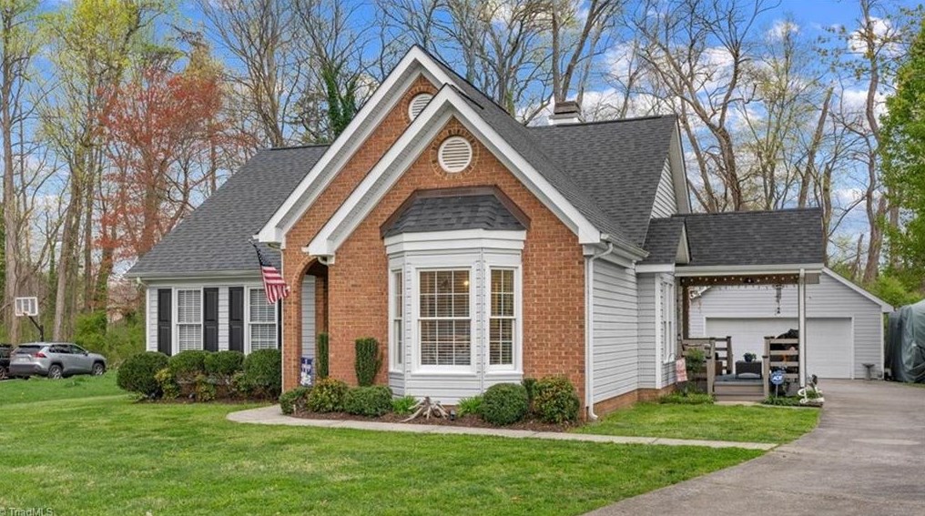 117 Bridlewood Ave, High Point, NC 27265-1205