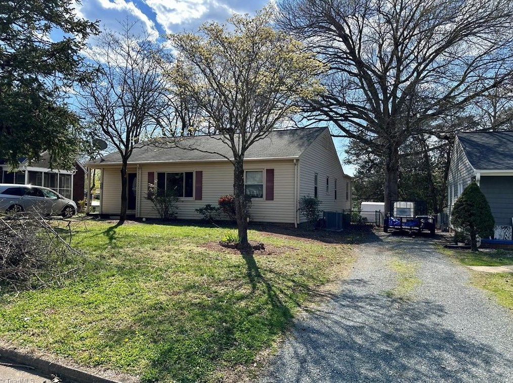 3244 Anderson Dr, Winston Salem, NC 27127-4805