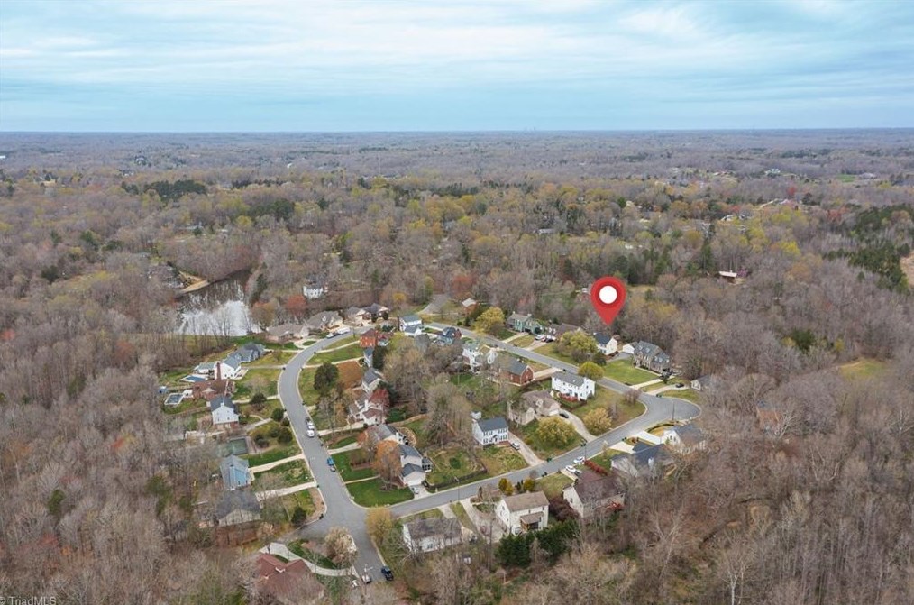 307 Ridgeland Dr, High Point NC  27262-8329 exterior