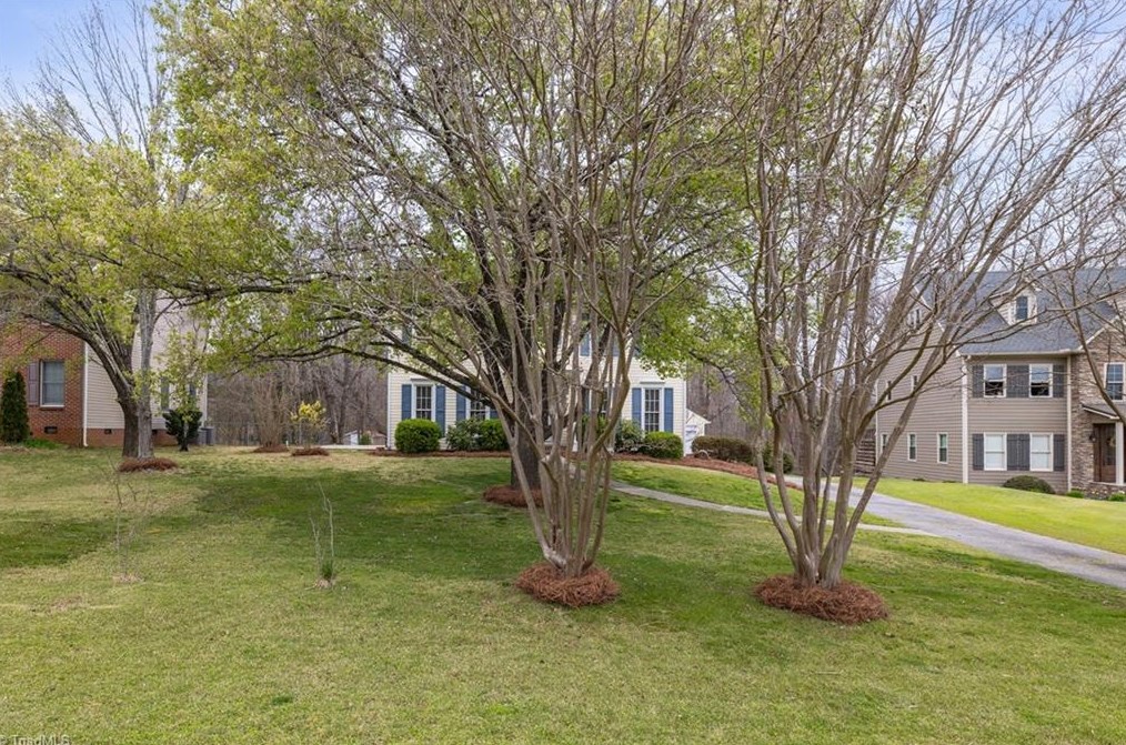307 Ridgeland Dr, High Point, NC 27262