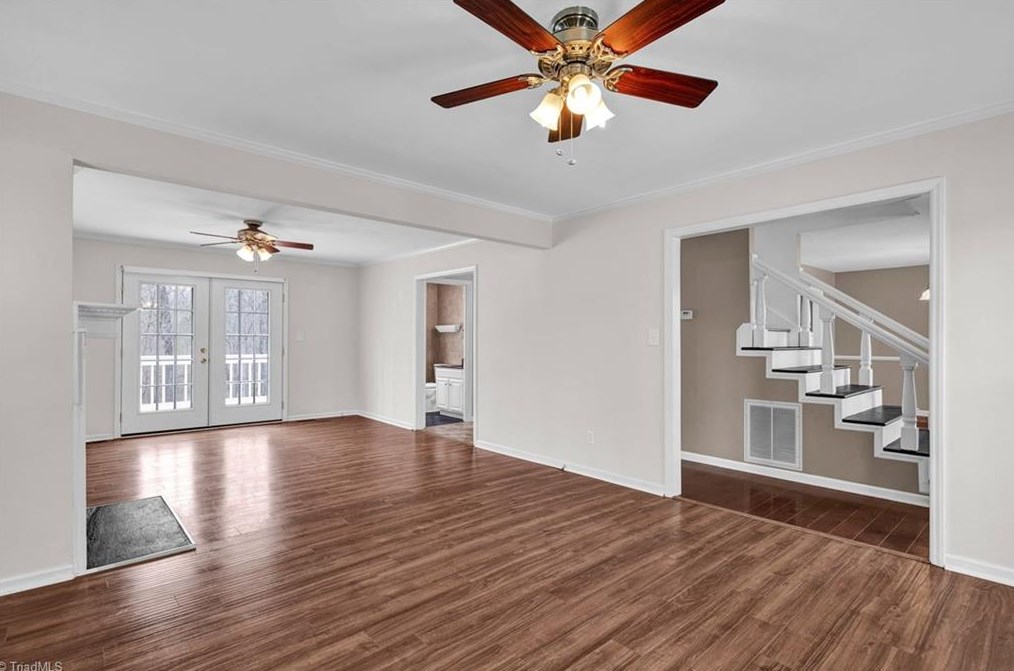 307 Ridgeland Dr, High Point NC  27262-8329 exterior