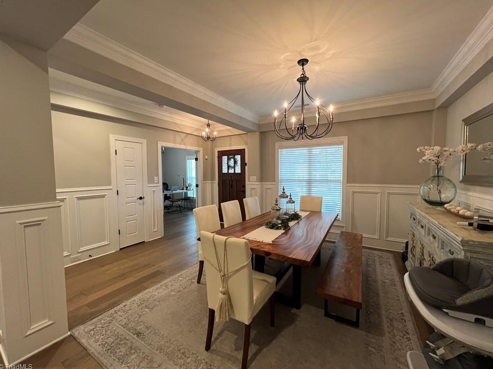 5719 Cedarmere Dr, Winston Salem NC  27106 exterior