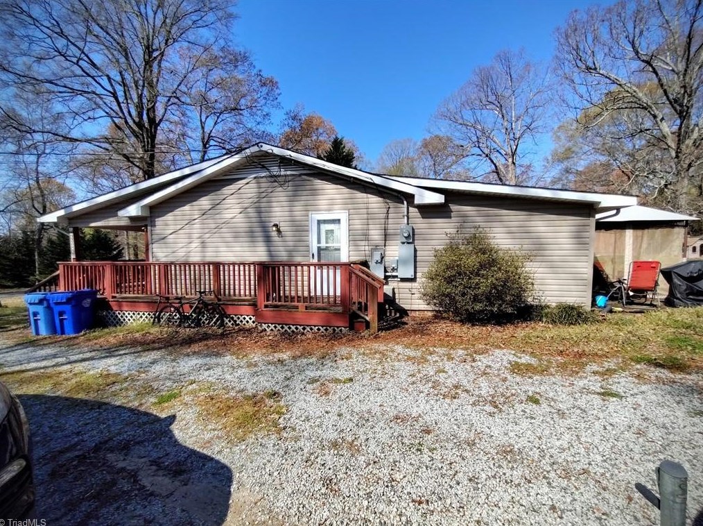 3624 Shady Lawn Ct, High Point NC  27263-8027 exterior