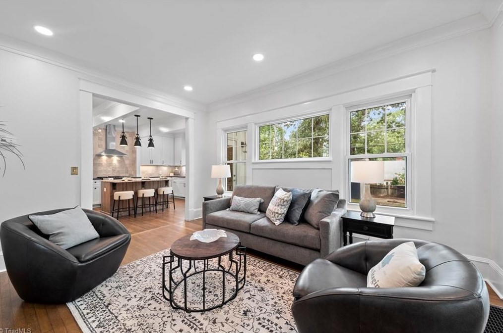 1000 Fairmont St, Greensboro NC  27401-1727 exterior