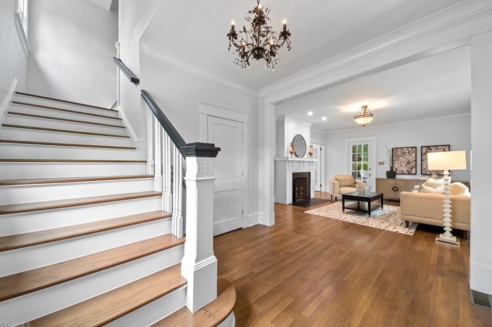 1000 Fairmont St, Greensboro NC  27401-1727 exterior