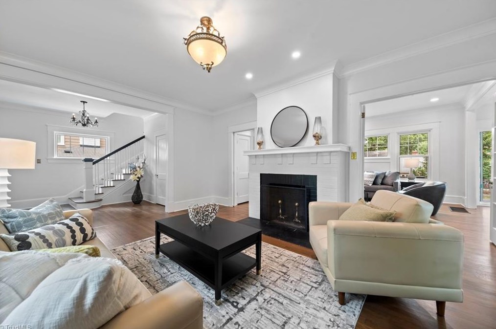 1000 Fairmont St, Greensboro NC  27401-1727 exterior