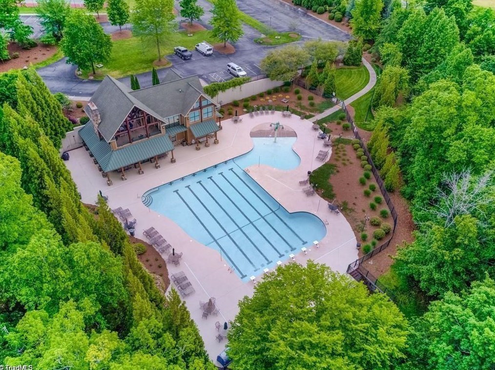 6308 Blue Aster Trce, Summerfield NC 27358-9344 exterior