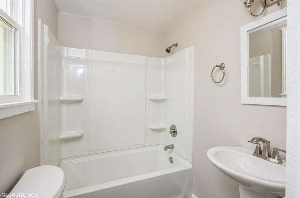 170 Moore Ln, Thomasville NC  27360-7317 exterior