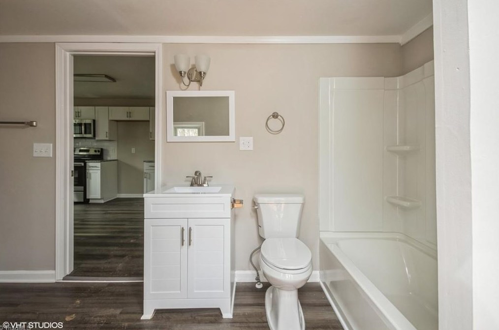 170 Moore Ln, Thomasville NC  27360-7317 exterior