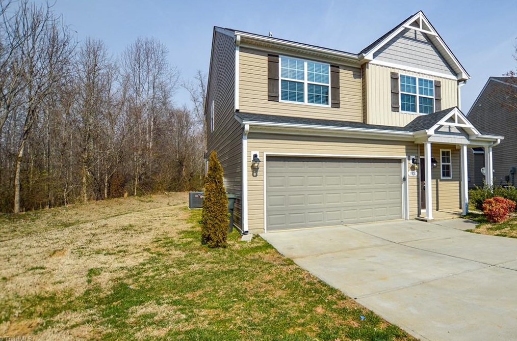 1912 Harvick Ct, Greensboro, NC 27405