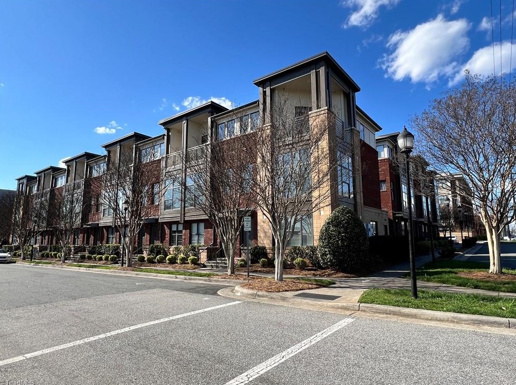 807 Holly Ave, Winston Salem, NC 27101