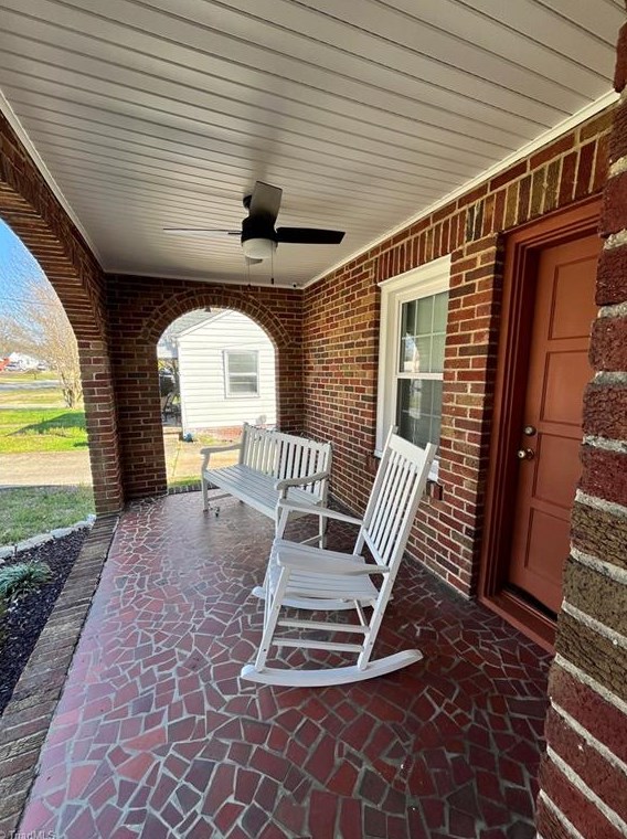 615 Lexington Ave, High Point NC  27262-2718 exterior