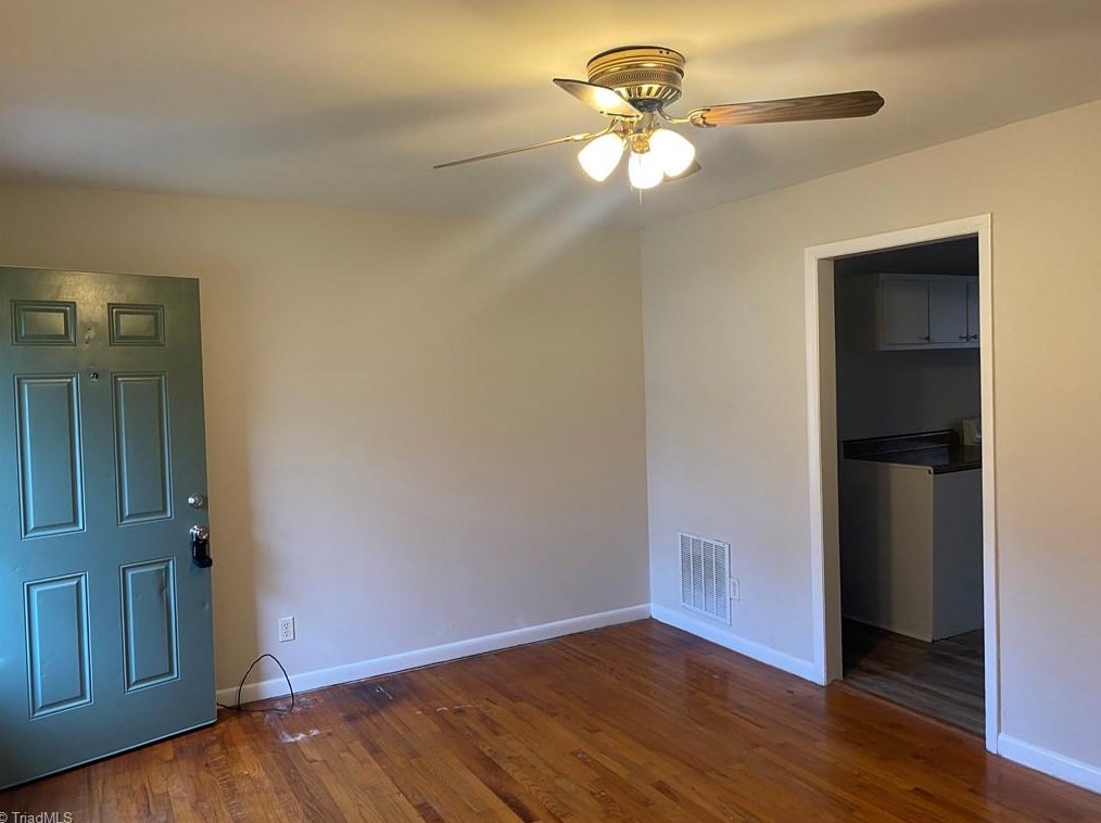 1125 Wayside St, High Point, NC 27260
