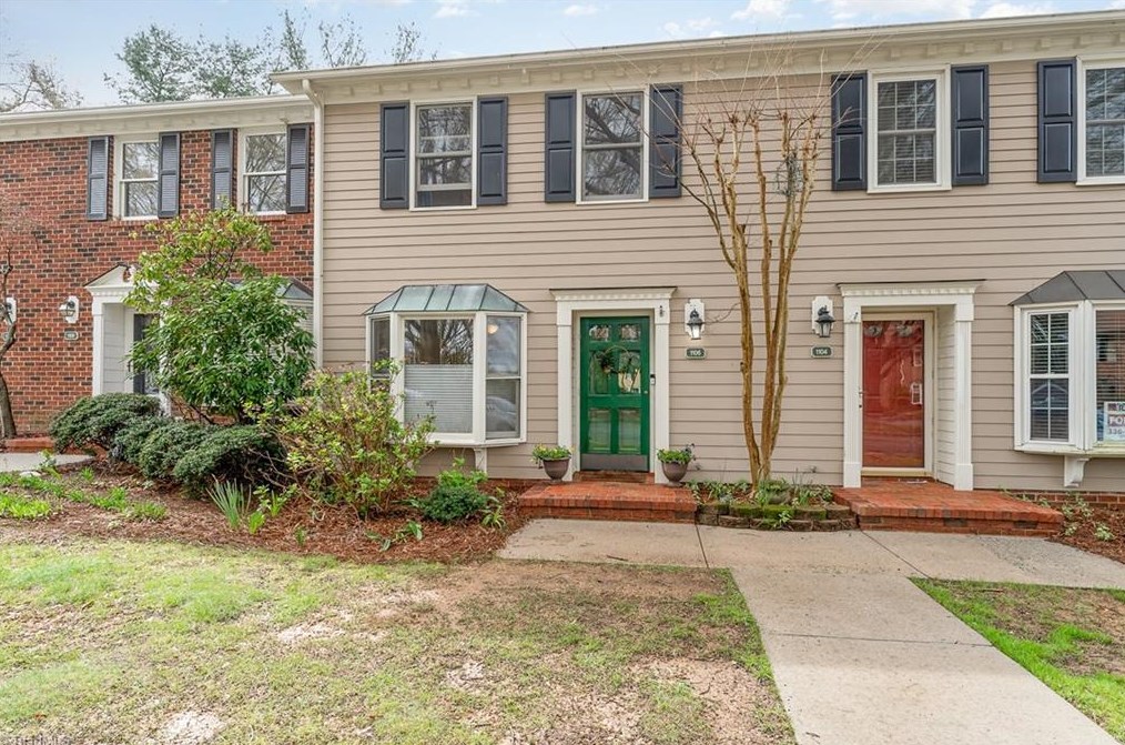 1106 Summer Pl, Greensboro, NC 27410