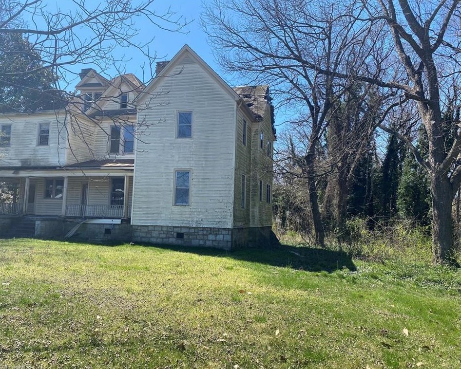 604 W Webb Ave, Burlington, NC 27217