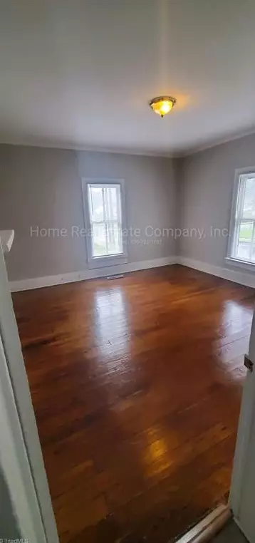 1137 E 23rd St, Winston Salem, NC 27105