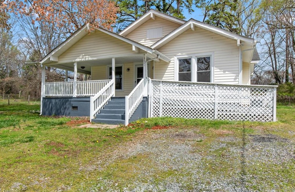 5041 Cherry St, Winston Salem, NC 27105-2163