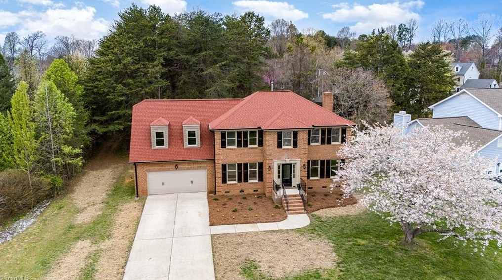 2804 Kings Mill Rd, Greensboro, NC 27407