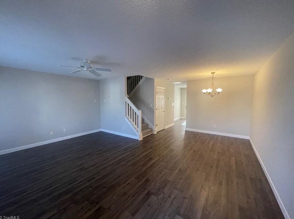 4 Melissa Carol Cir, Greensboro, NC 27407