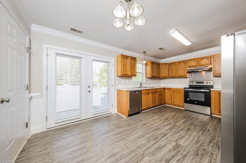 4940 Bridgton Place Dr, Winston Salem NC  27127-7000 exterior
