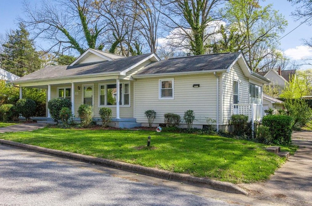 1206 Crawford Ave, High Point, NC 27260-4057