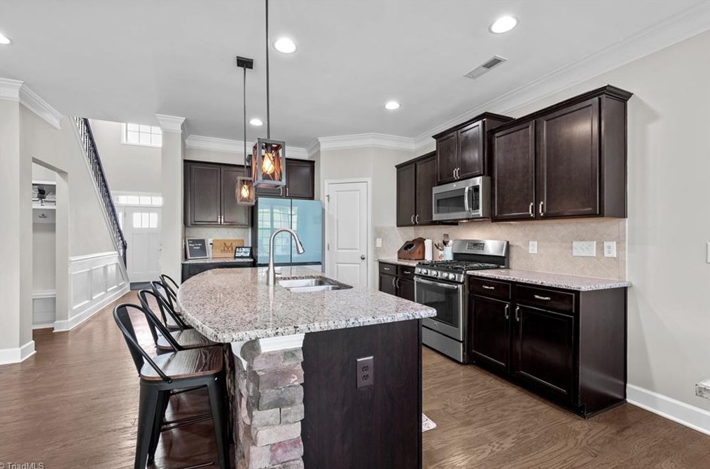 1219 Lael Forest Trl, Burlington NC  27215 exterior