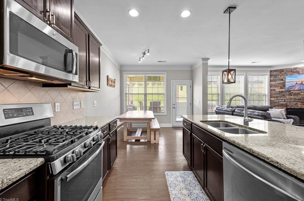 1219 Lael Forest Trl, Burlington NC  27215 exterior