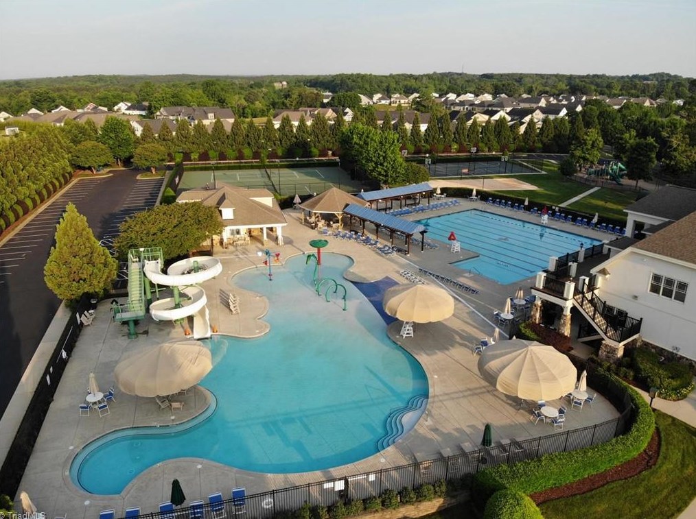 1219 Lael Forest Trl, Burlington NC  27215 exterior