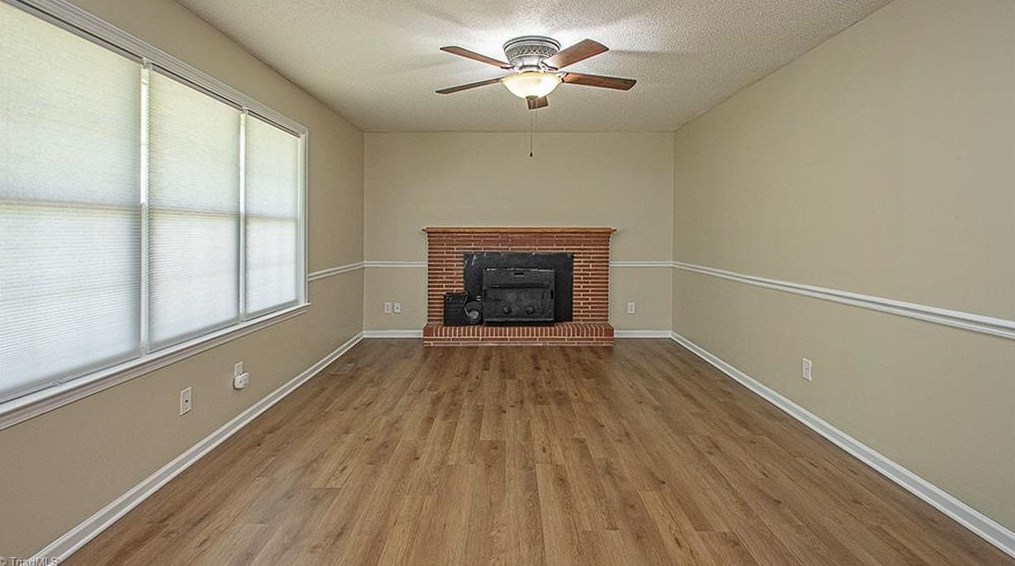 237 Linville Springs Rd, Kernersville NC  27284-2325 exterior