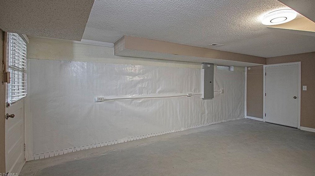 237 Linville Springs Rd, Kernersville NC  27284-2325 exterior