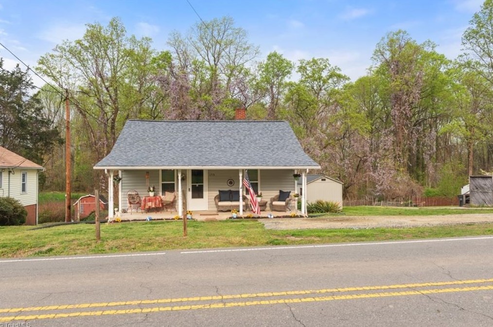 1715 Old Salisbury Rd, Winston Salem, NC 27127-4723