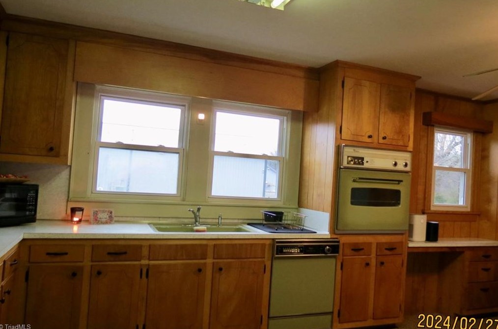 7735 Us Highway 52, Salisbury NC  28146-8962 exterior