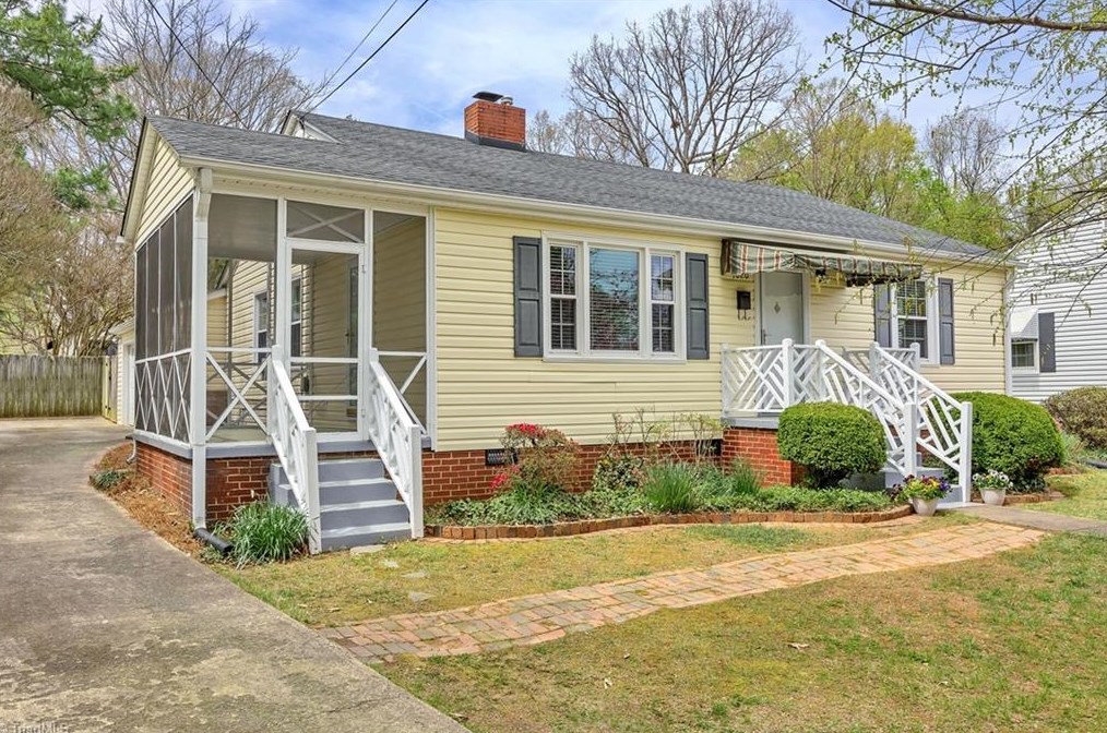 1020 Madison Ave, Winston Salem, NC 27103-4544