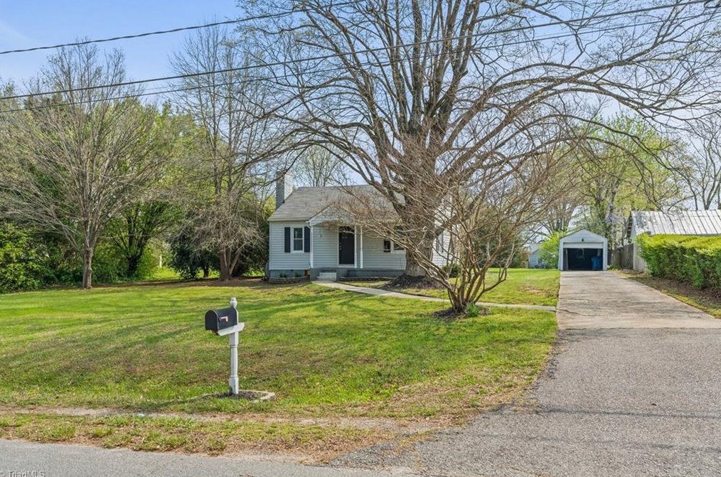 119 Corbin St, Winston Salem, NC 27107