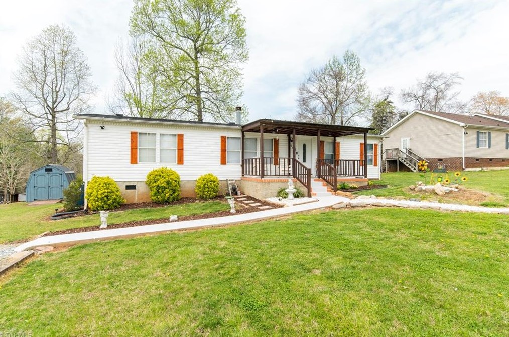 348 Michaels Rd, Farmington, NC 27028