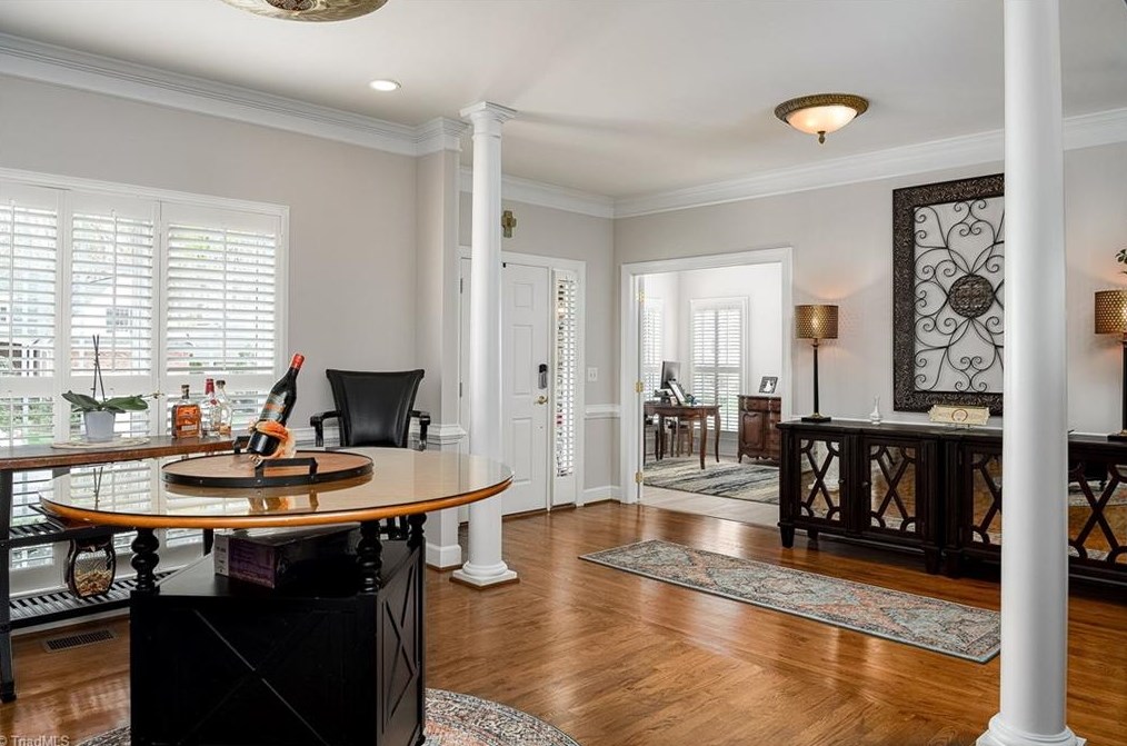 2 Bluff Ridge Ct, Greensboro NC  27455-2298 exterior