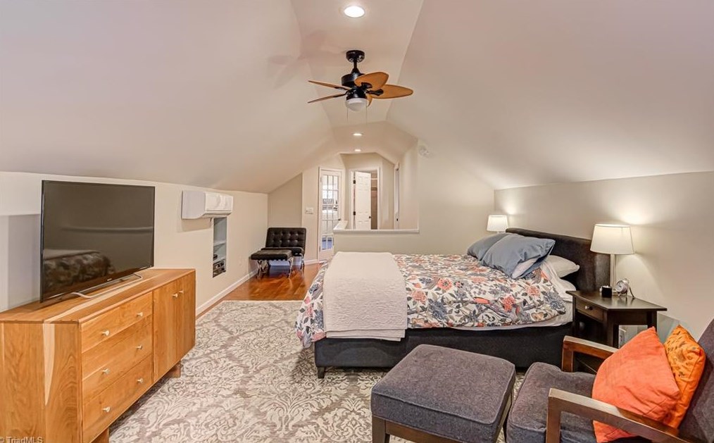 703 Miller St, Winston Salem NC  27103-3614 exterior