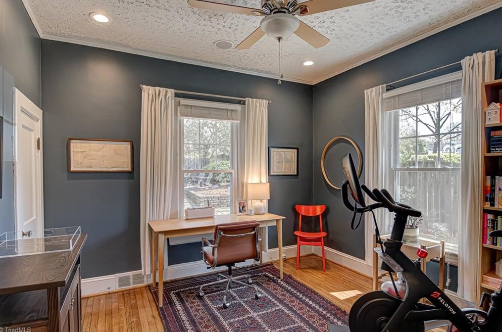 703 Miller St, Winston Salem NC  27103-3614 exterior