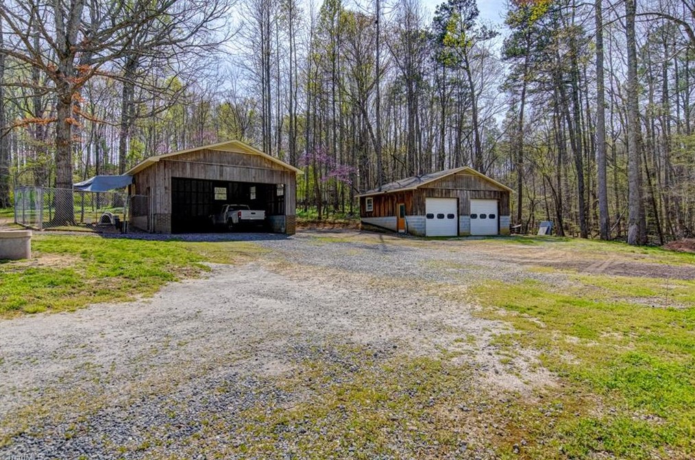 7104 Company Mill Rd, Climax NC  27233-9107 exterior