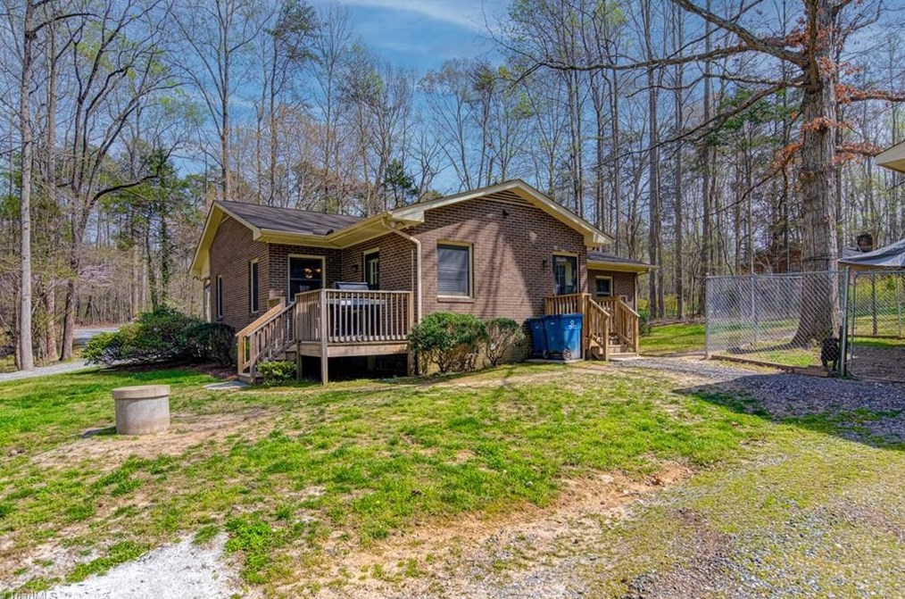 7104 Company Mill Rd, Climax NC  27233-9107 exterior