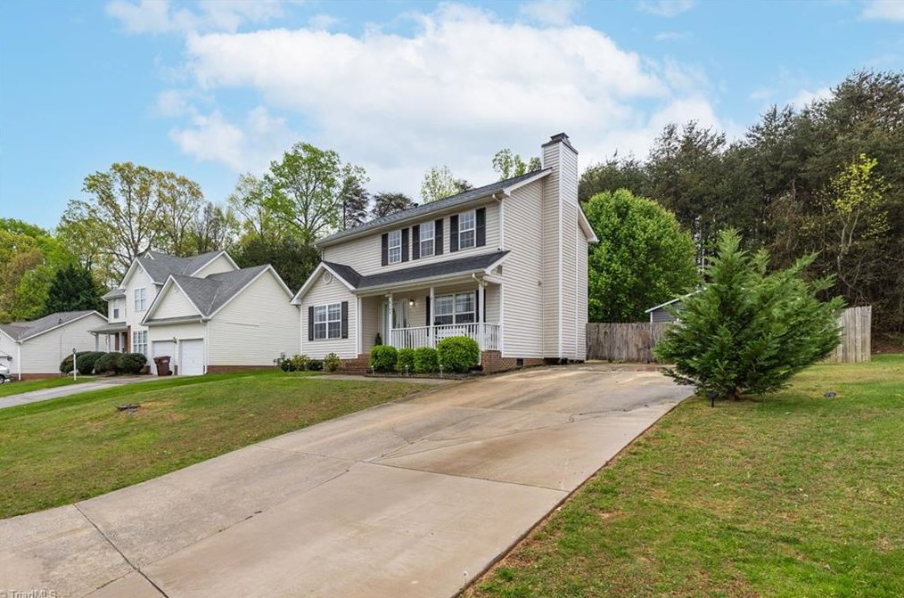 4102 Landerwood Dr, Greensboro, NC 27405