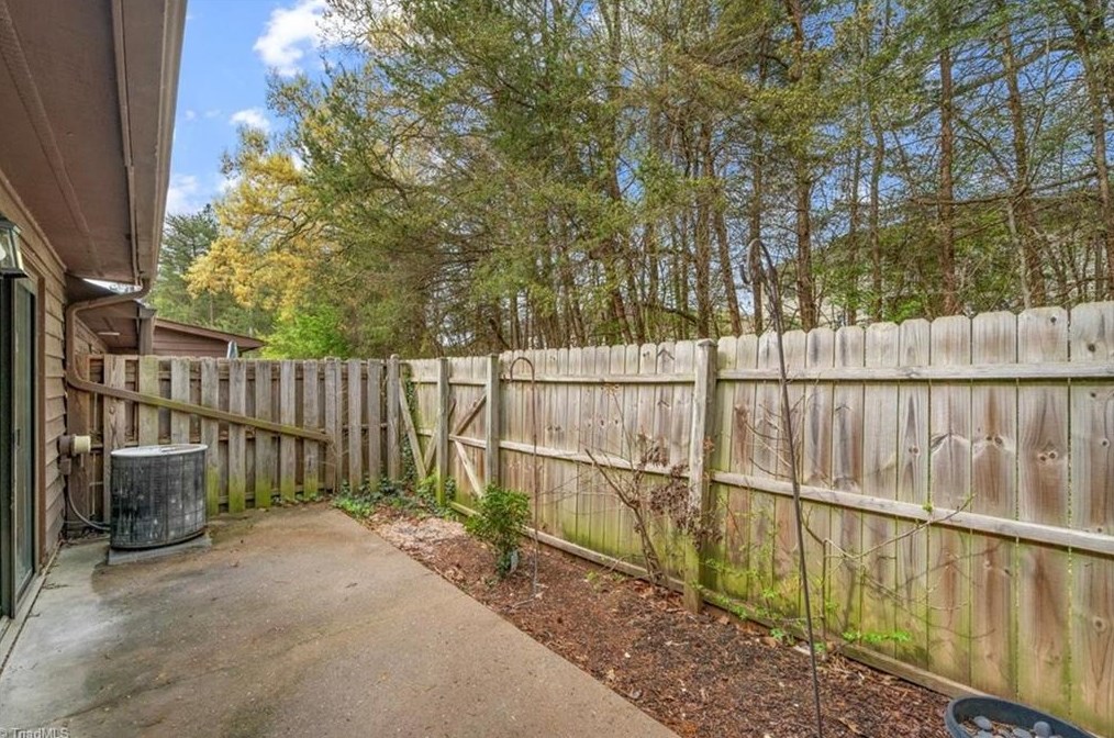 491 James Ct, High Point NC  27265-2123 exterior