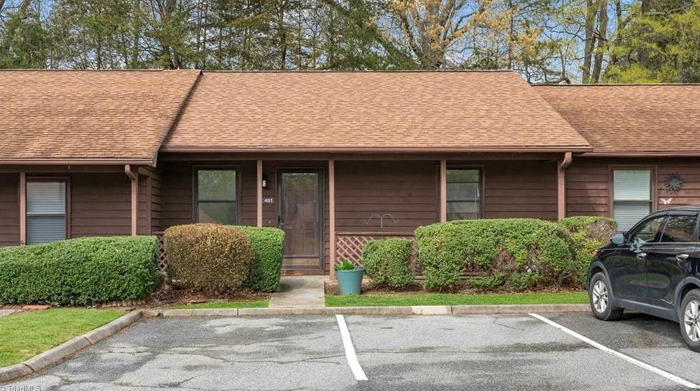 491 James Ct, High Point, NC 27265