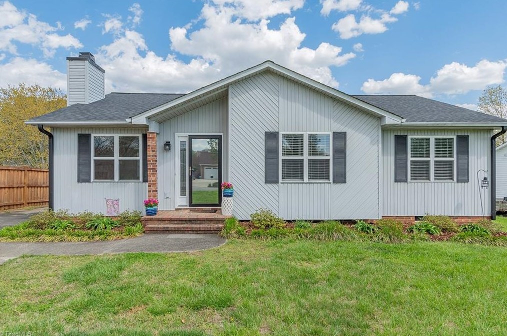 2010 Waccamaw Path, Winston Salem, NC 27107-9416