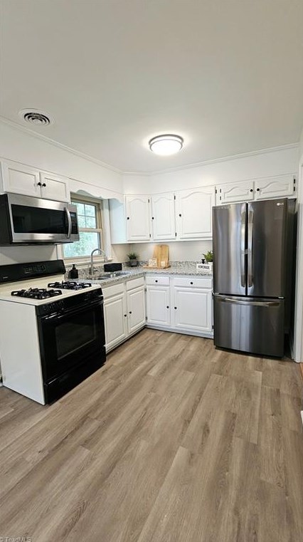 612 Woodridge Ln, High Point NC  27262-2248 exterior