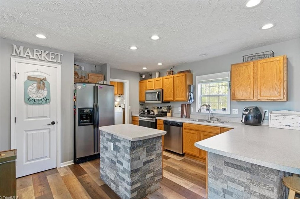 1274 William Fowler Rd, King NC  27021-8347 exterior