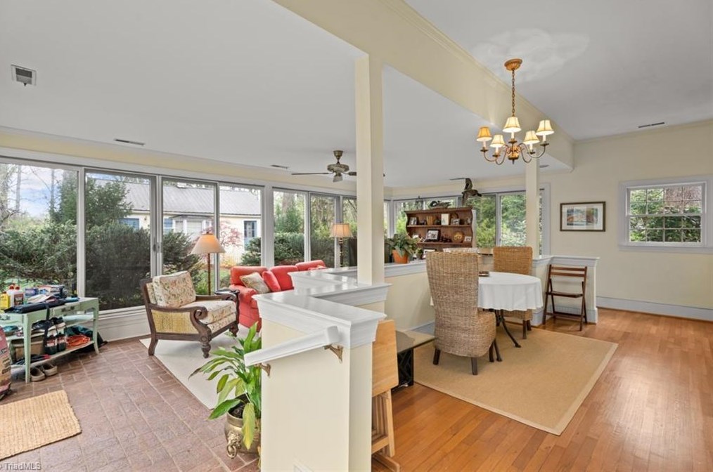 3239 Vly Rd, Winston Salem NC  27106-2529 exterior