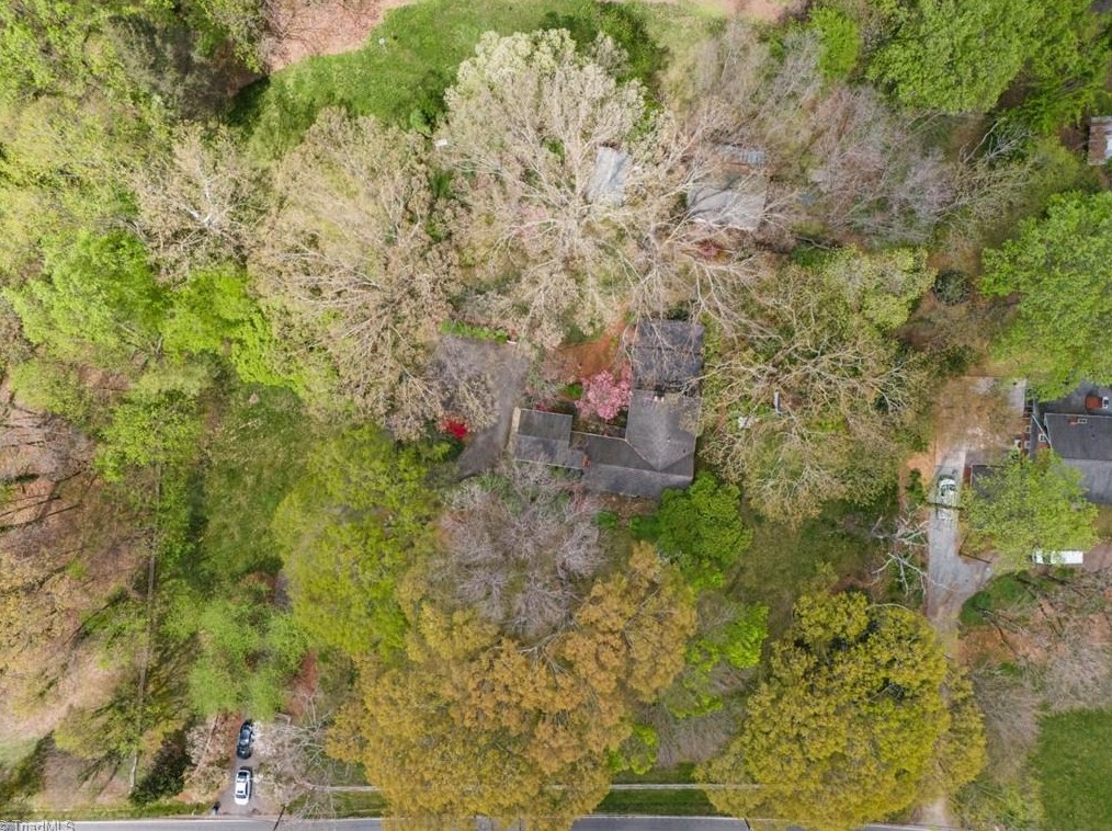 3239 Vly Rd, Winston Salem NC  27106-2529 exterior